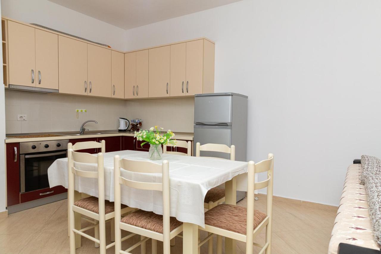 Rezidenca Martin Apartment Vlore Ngoại thất bức ảnh